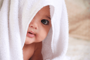 Bebé tras baño